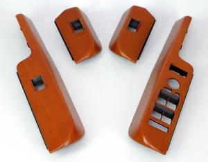 Range Rover L322 Window Switch Surrounds - Cherry RHD (4pcs) (With Mirror Park) Preview